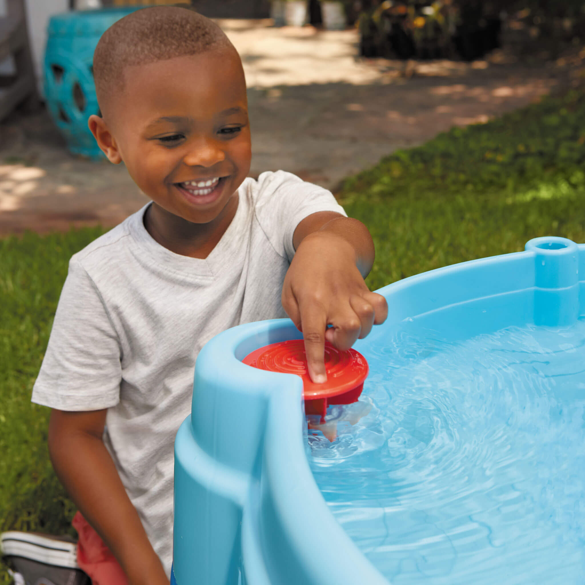 Little Tikes Spinning Seas Water Table? - Image 5
