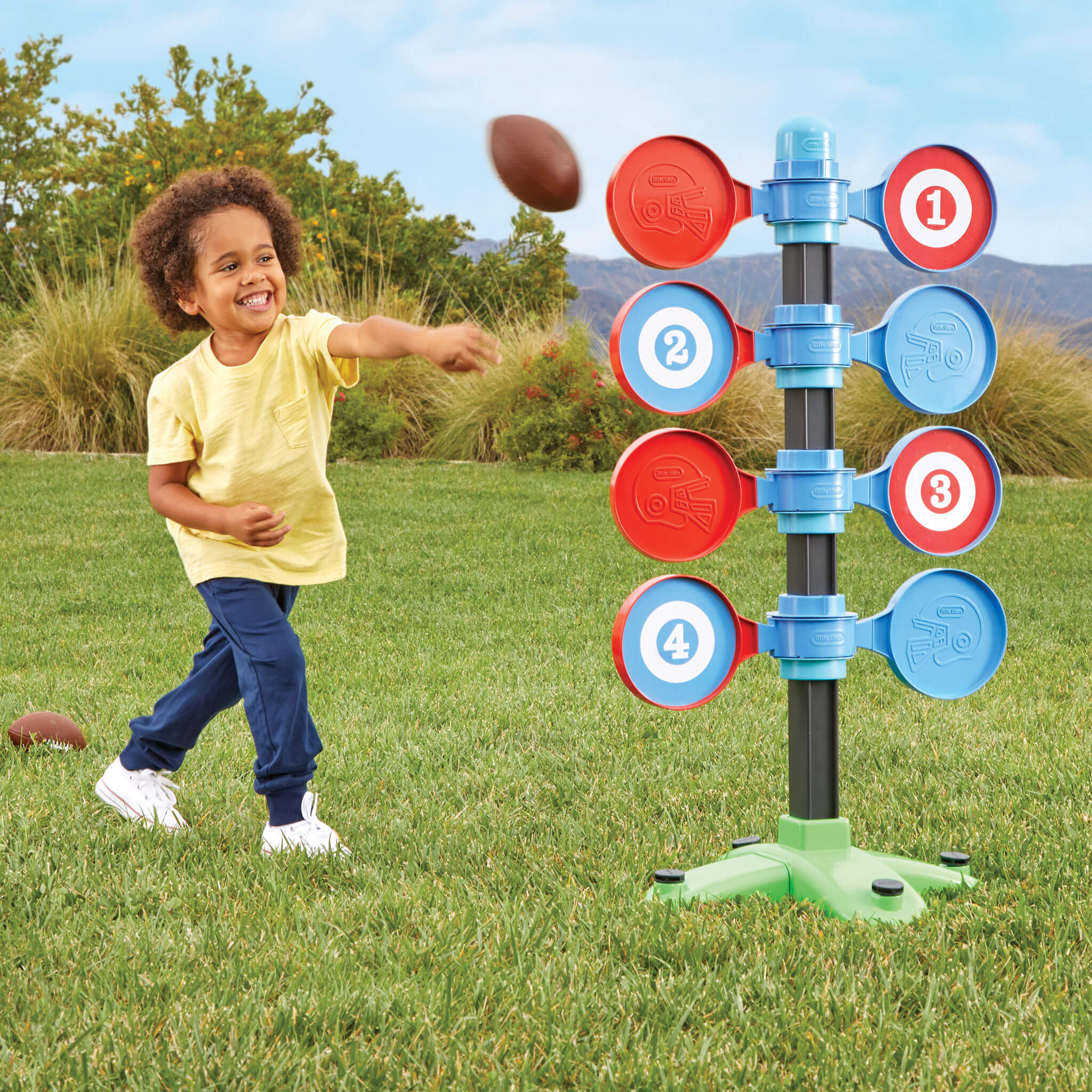 Little Tikes Football Pass Battle - Image 2