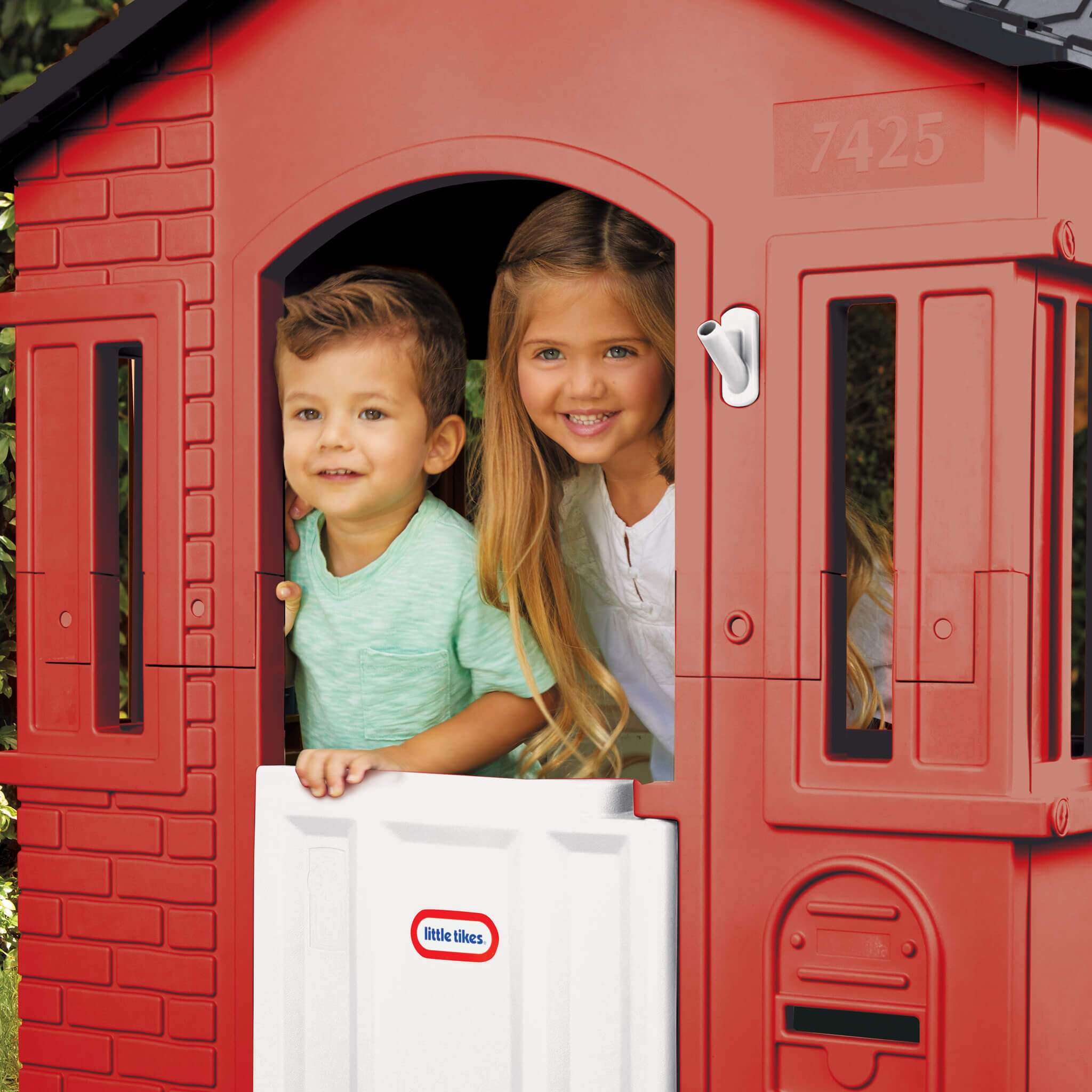 Little Tikes Cape Cottage Playhouse? - Red - Image 3