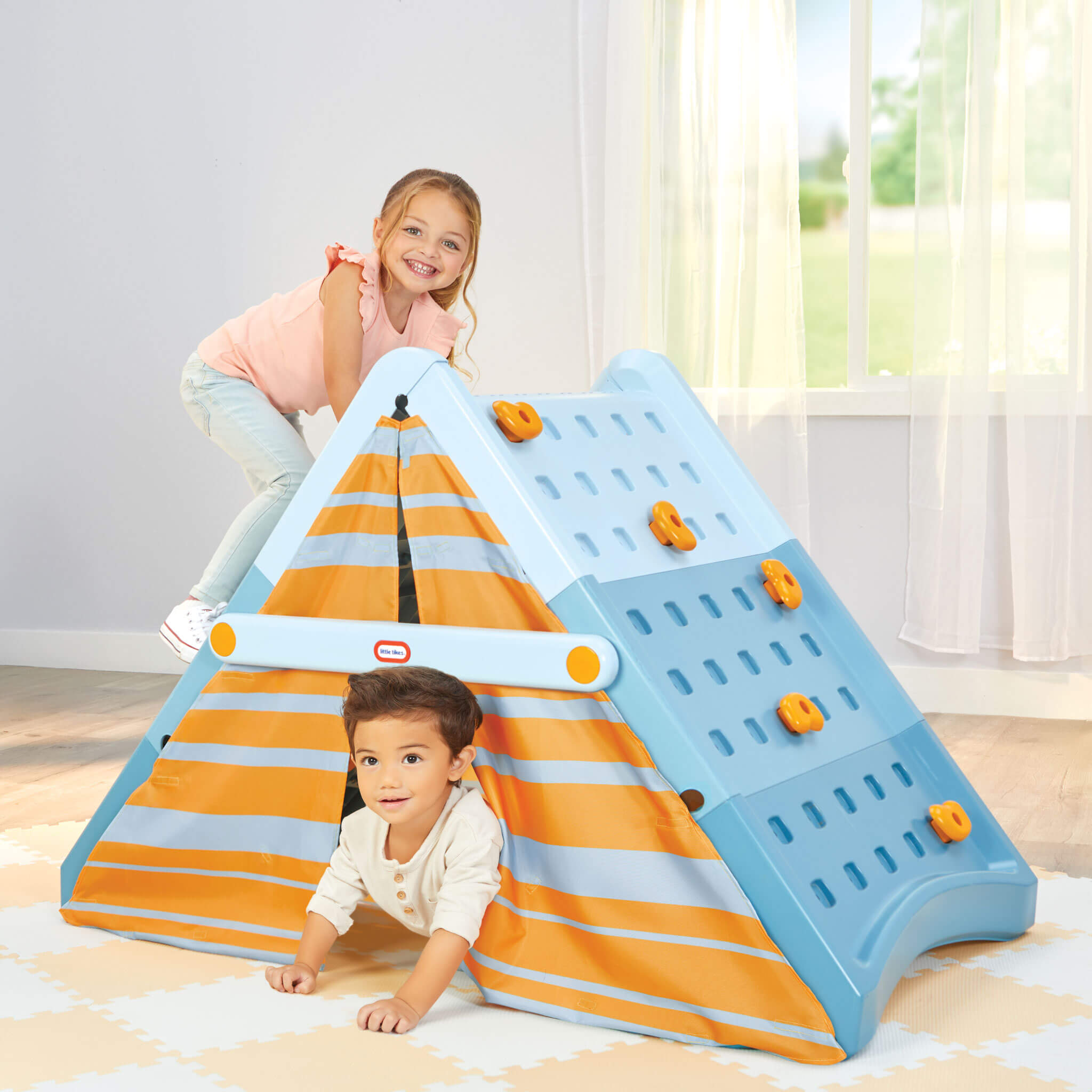 Little Tikes Campin' & Climb Wall - Image 2