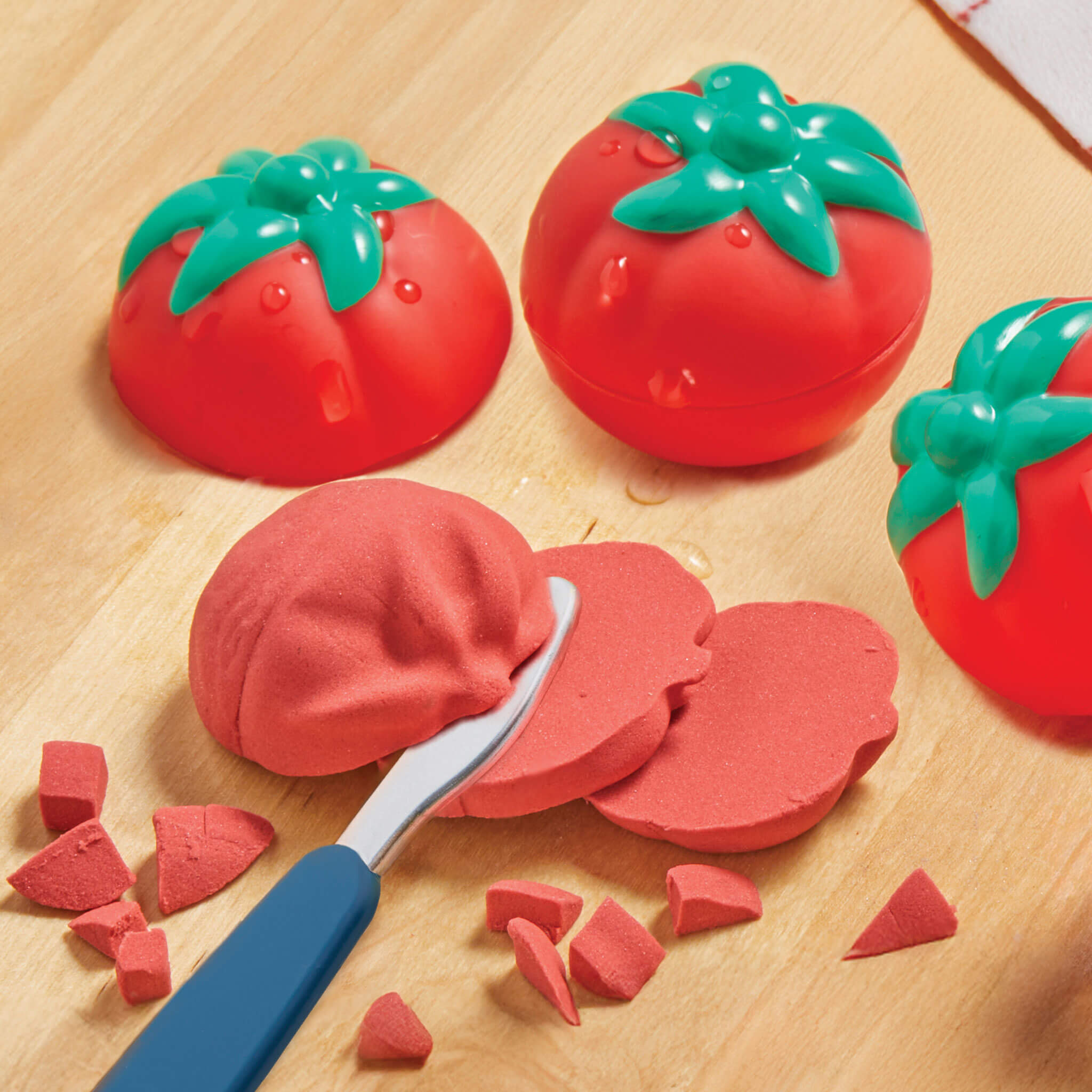 Little Tikes Creative Chefs? Basket of Tomatoes - Image 2