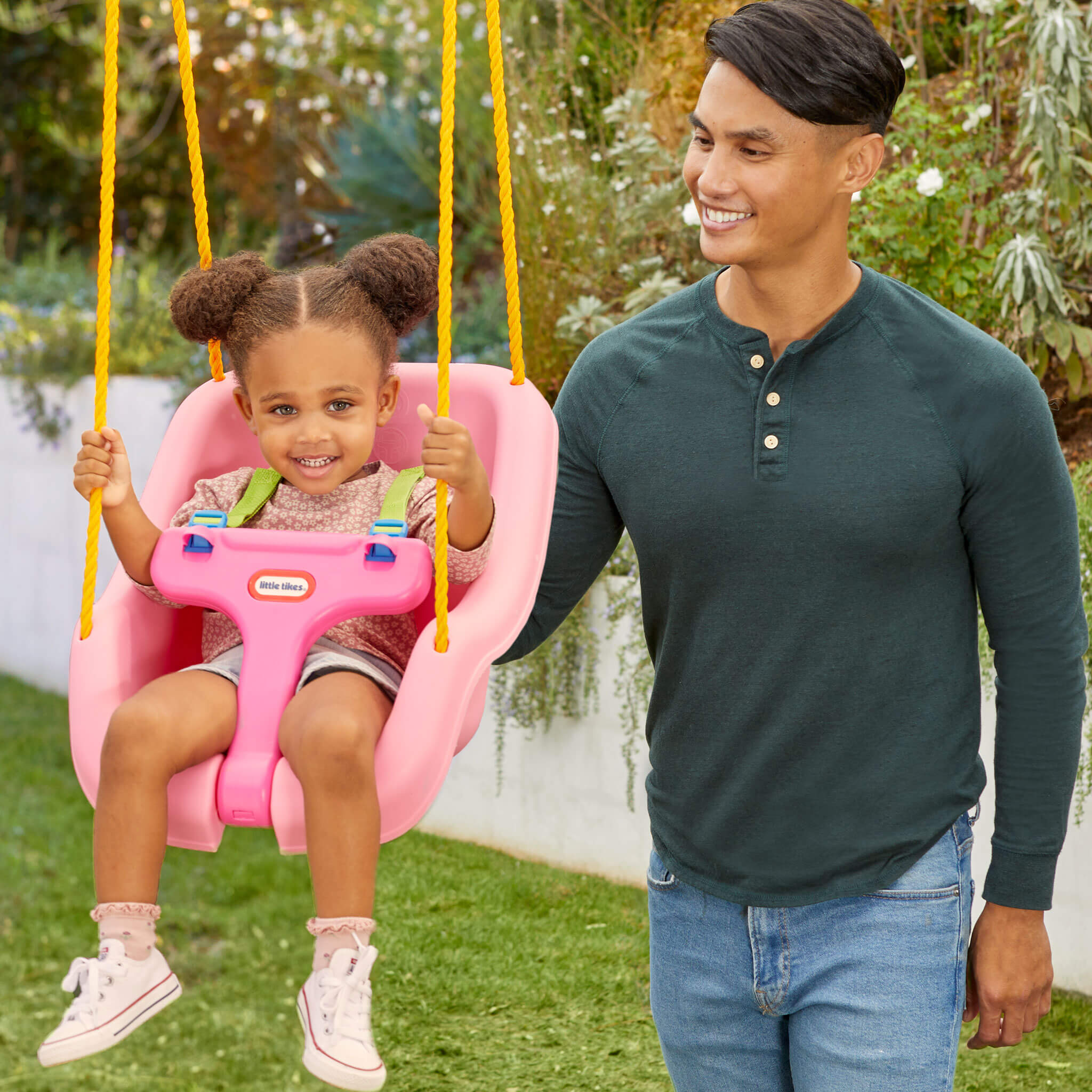 Little Tikes 2-in-1 Snug 'n Secure? Swing - Pink - Image 3