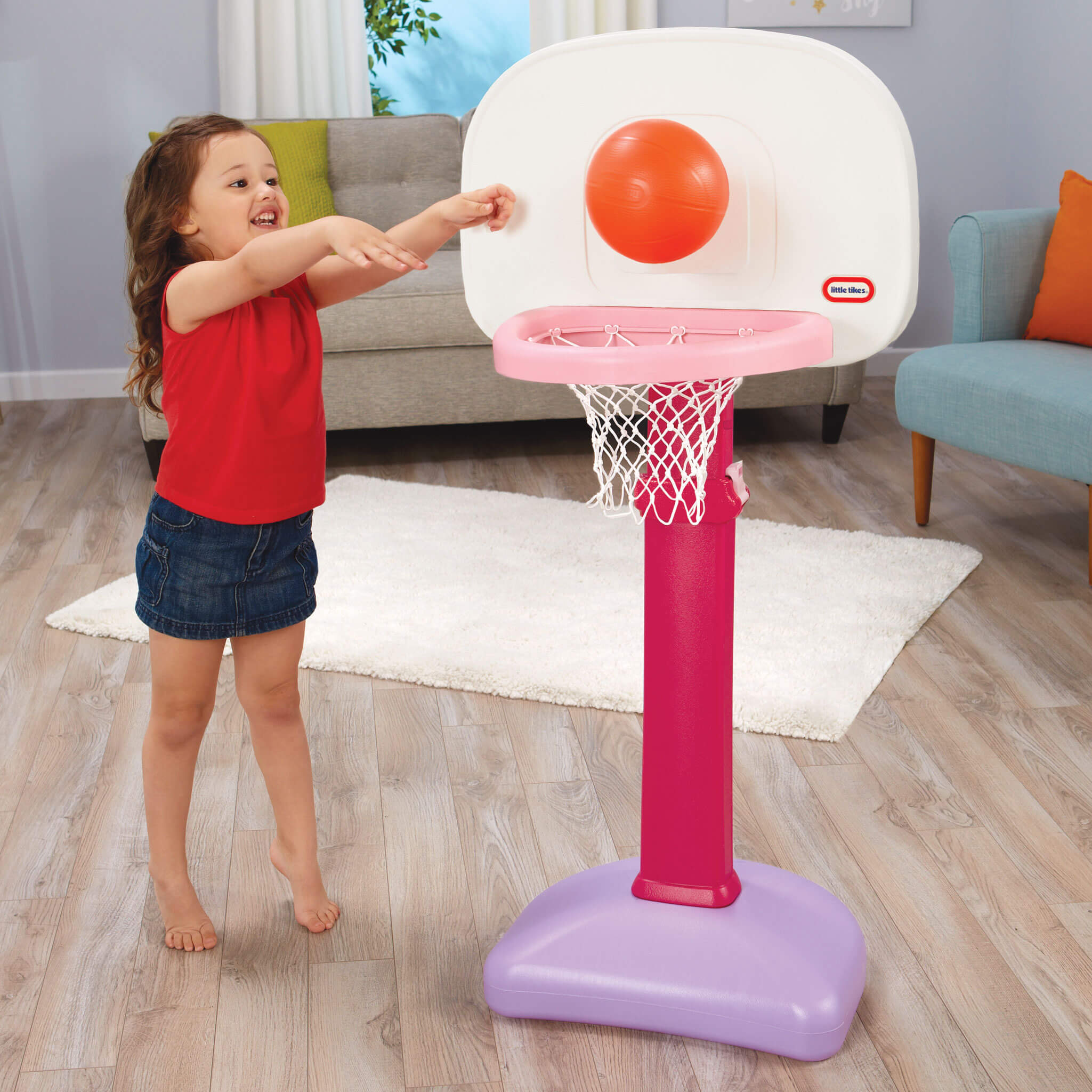 Little Tikes TotSports? Easy Score? Pink Basketball Set with 3 Basketballs - Image 3