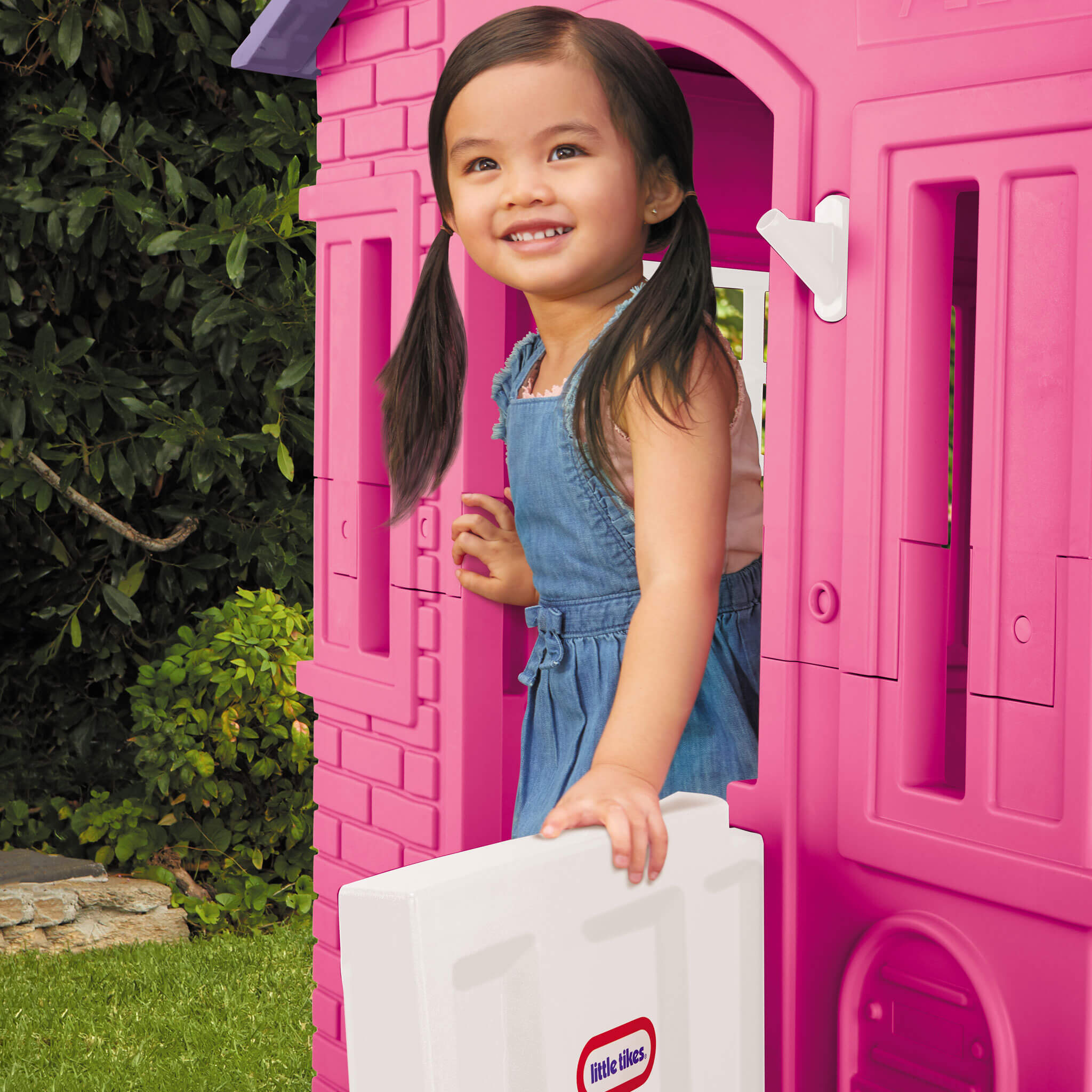 Little Tikes Cape Cottage Playhouse? - Pink - Image 5