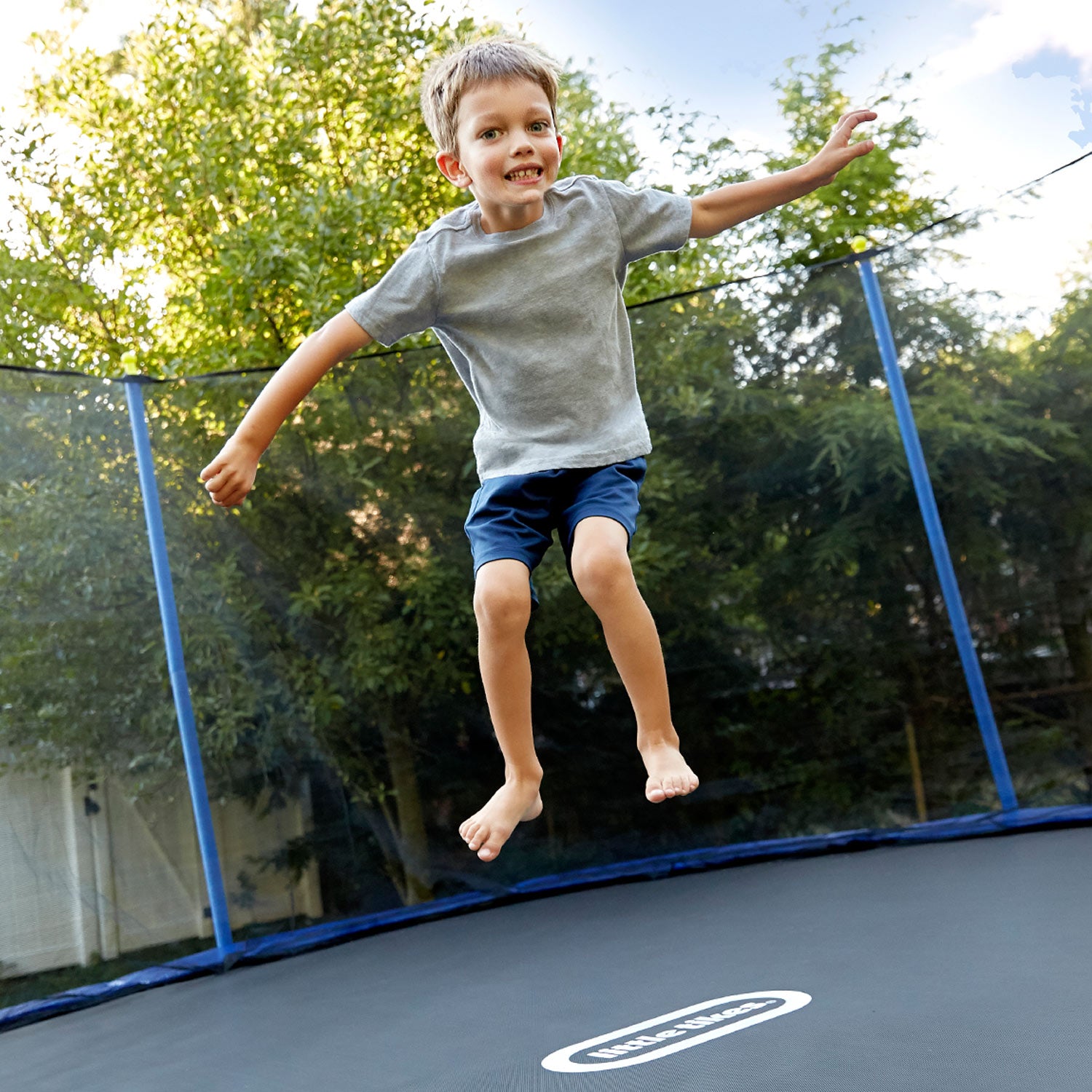 Little Tikes Mega 15-foot Trampoline - Image 3
