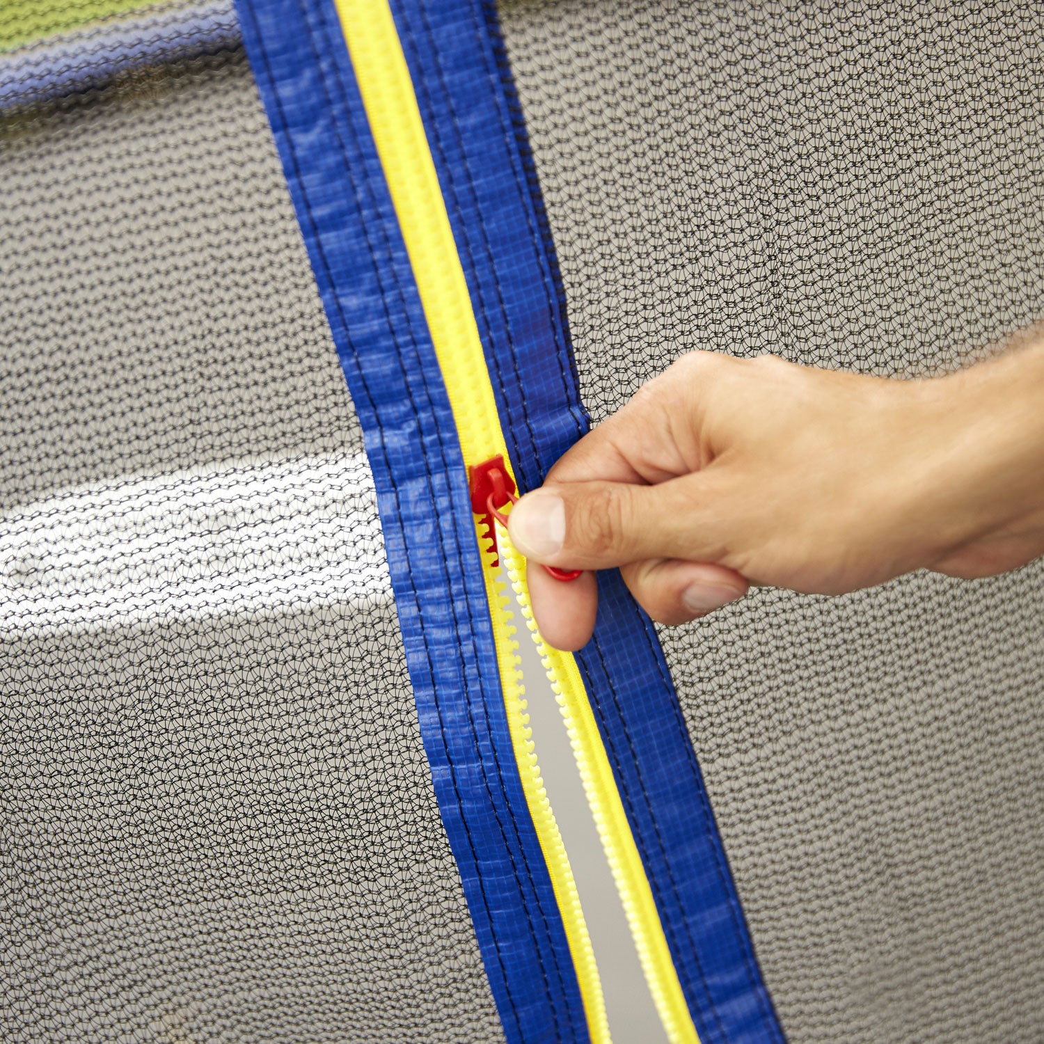 Little Tikes Mega 10-foot Trampoline - Image 4