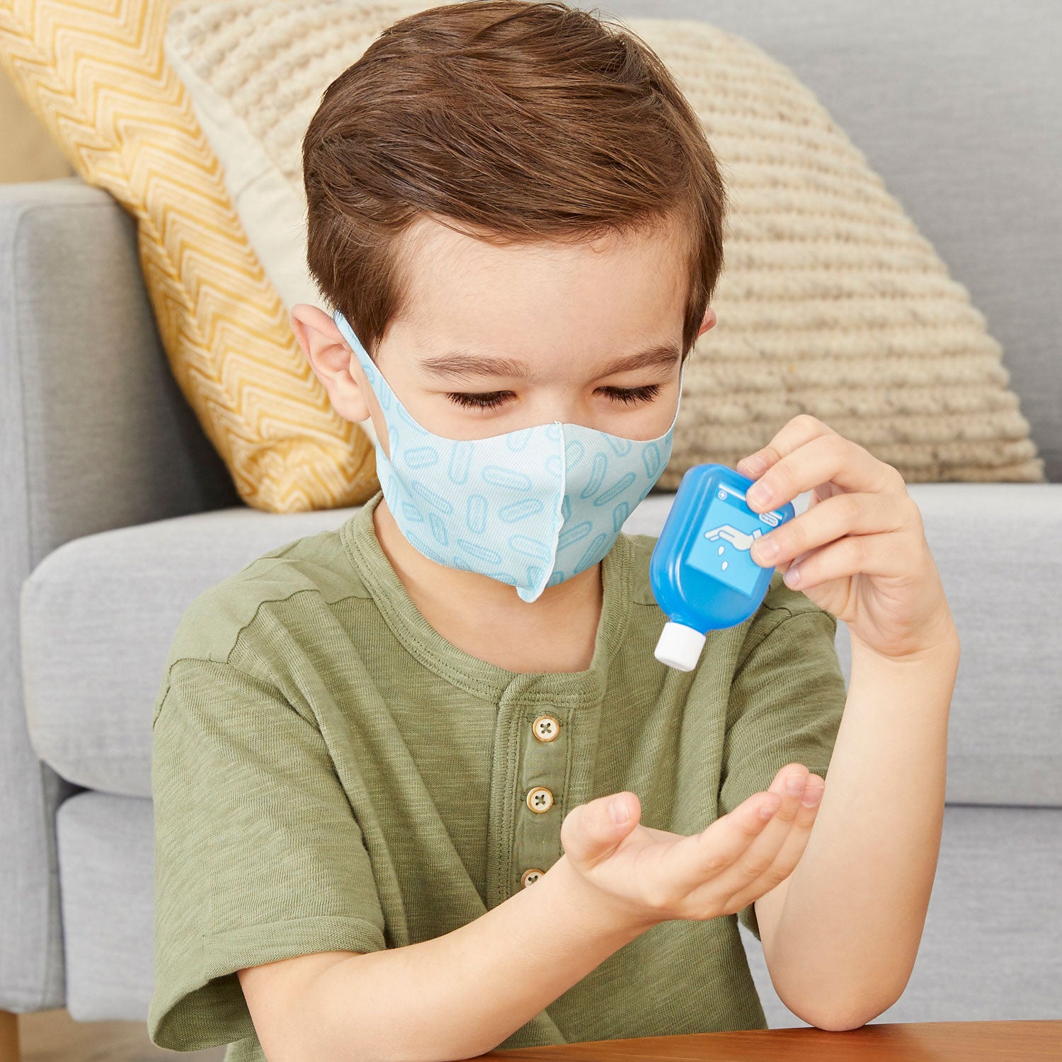 Little Tikes First Aid Kit - Image 2
